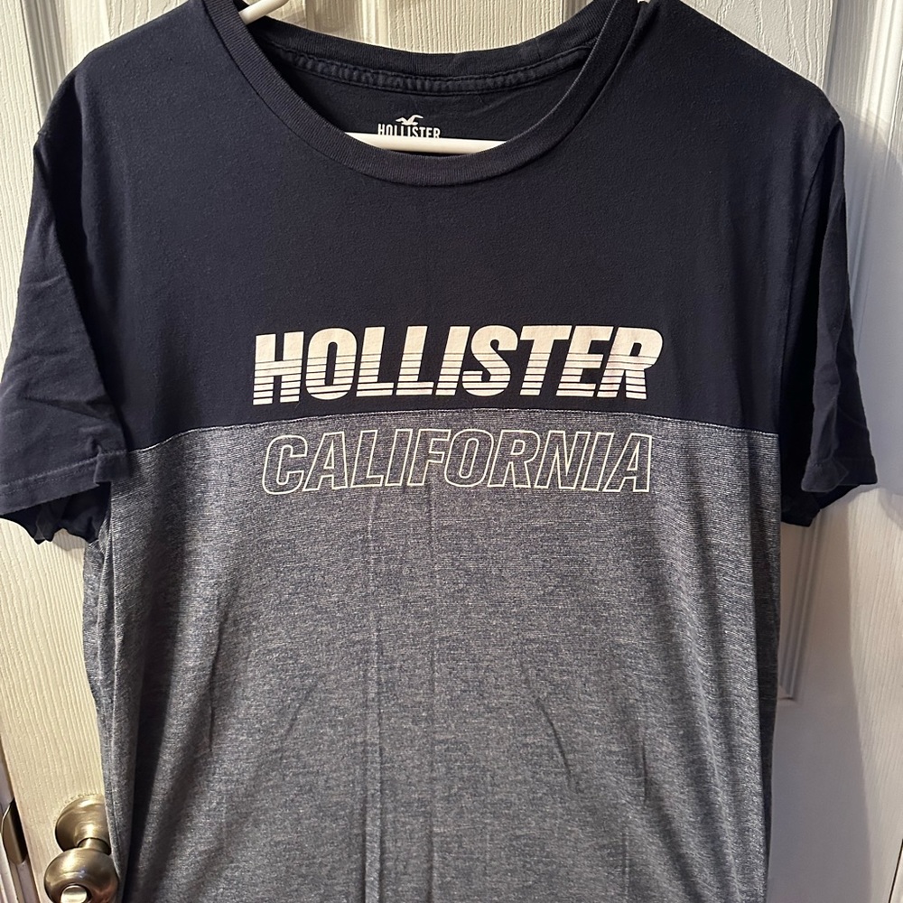 Hollister T-shirt